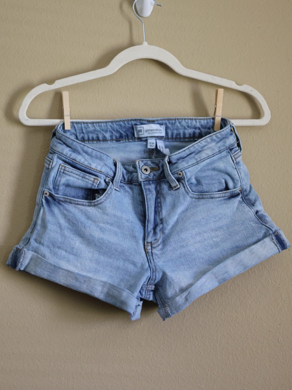 REgeneration Celebrity Pink High Rise Cuffed Denim Shorts 3 26